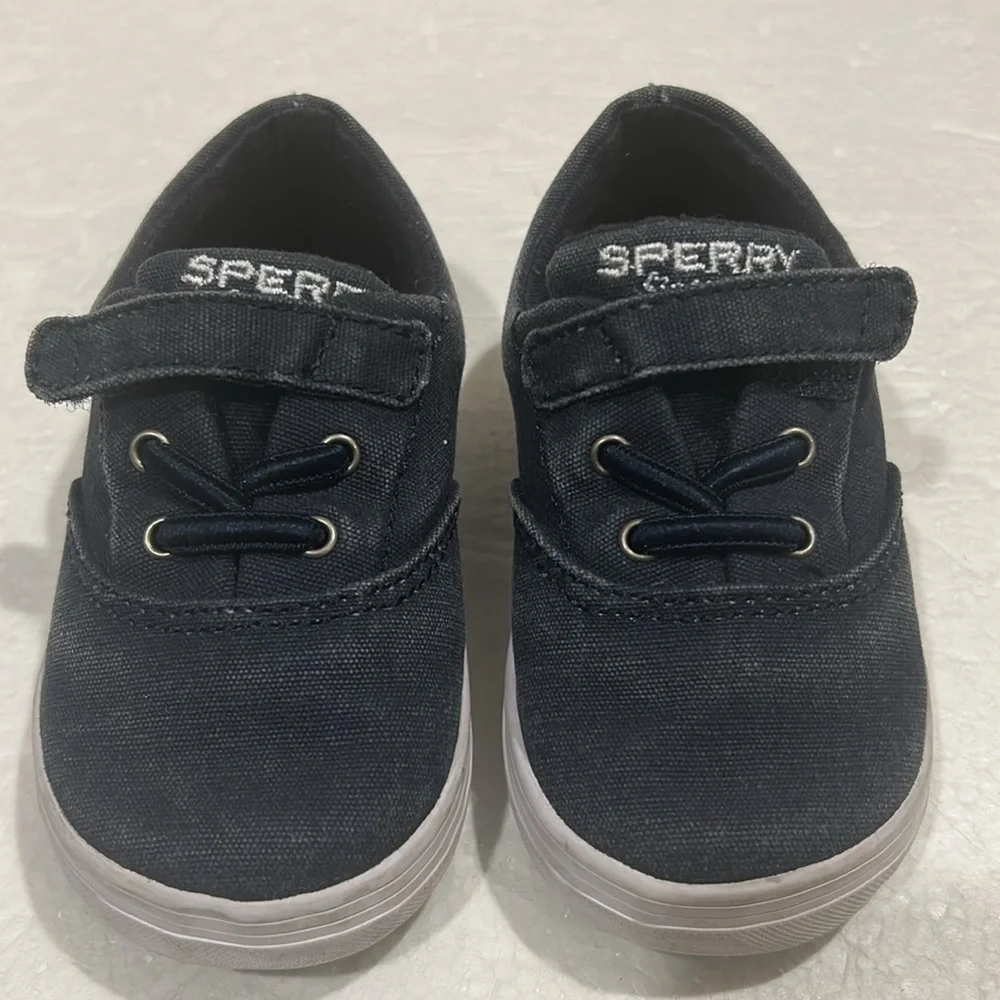 Sperry questions leave